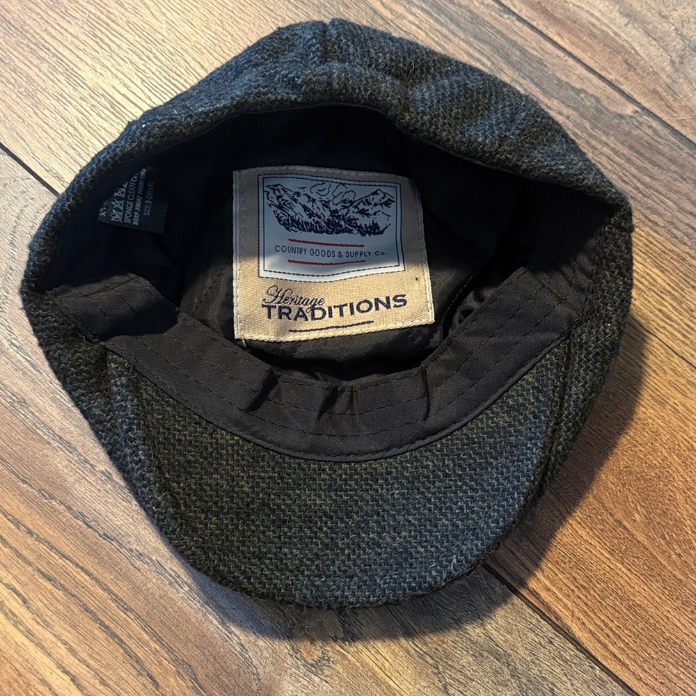 Green and black scally cap - Picture 2 of 3